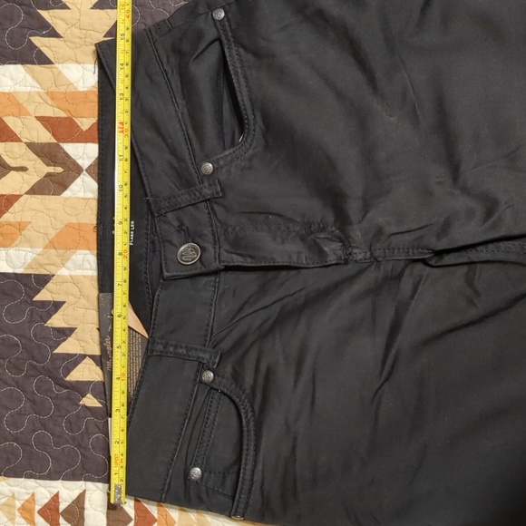 Wrangler Retro Flare Leg Jeans - Picture 5 of 5